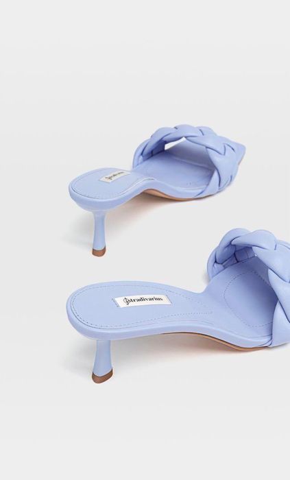 Sandálias azuis Stradivarius