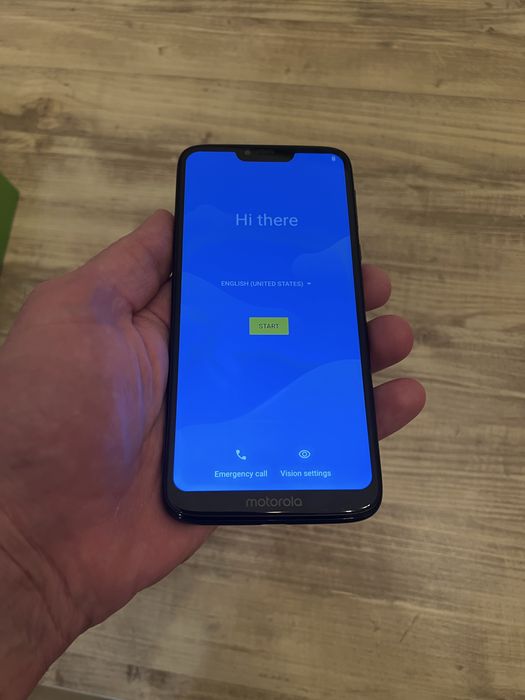 Продам мобильный телефон Motorola G7 Power!