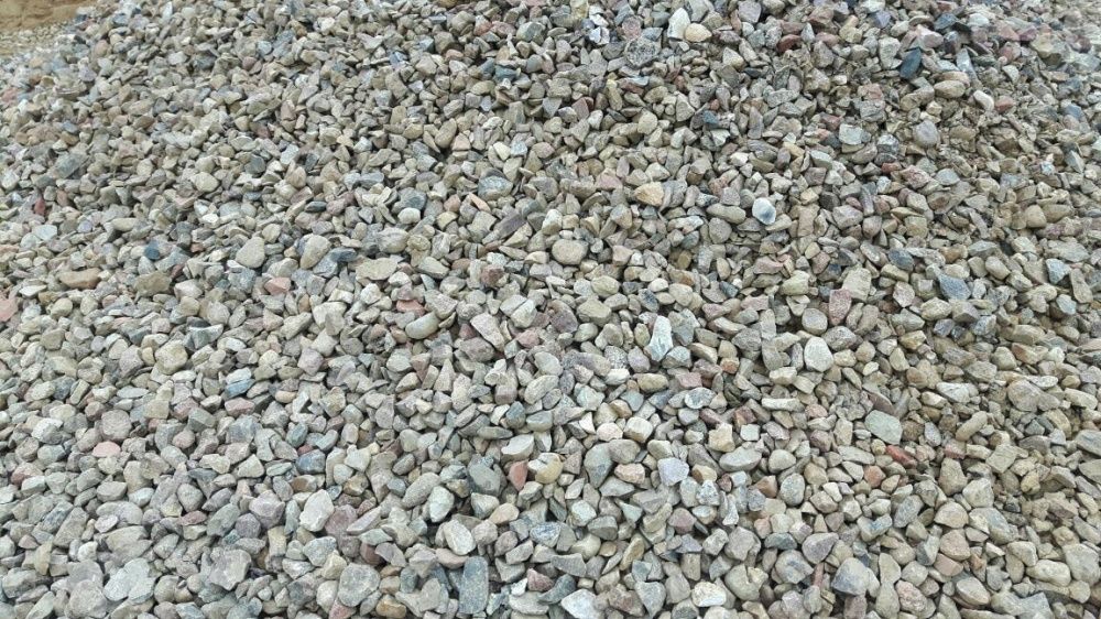 Żwir, piasek, beton, kamień, podsypka betonowa