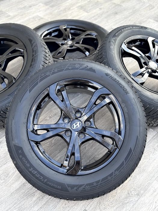 Коелса. Диски Хюндай r17, 5/114,3. Hyundai Tucson, Santa-Fe. 215/65/17