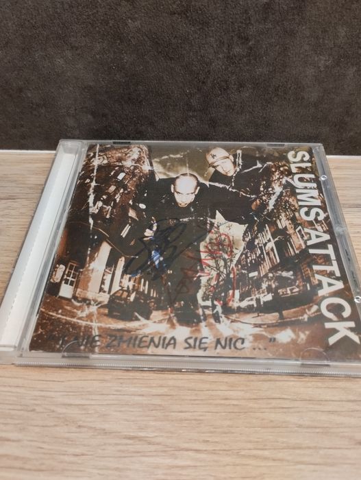 Peja slums Attack, i nie zmienia się nic ... 2010 + autografy