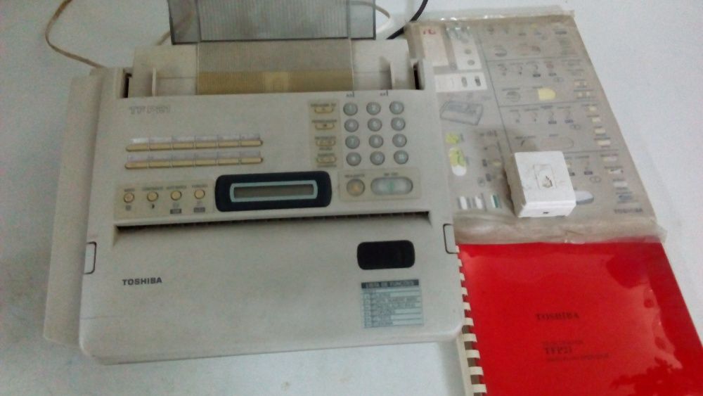 Fax / telefone toshiba, com acessorios.64740305579523120