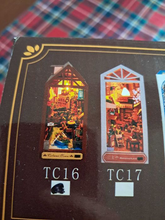 Suporte para livros DIY - Colmar Town