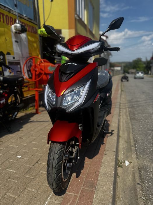 Електроскутер Forte Leon PRO 2500W Літій-іонний 72В/32Аг