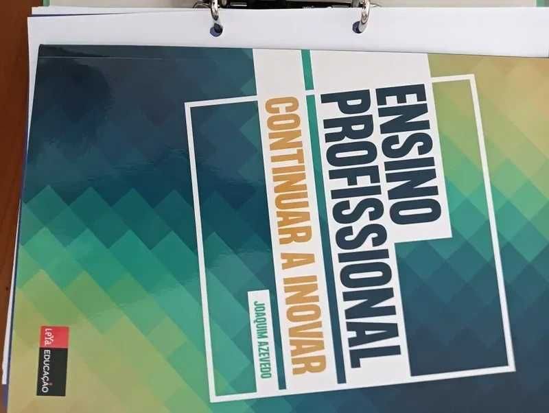 Dossier do prfessor: PRO em AI – Texto Editores