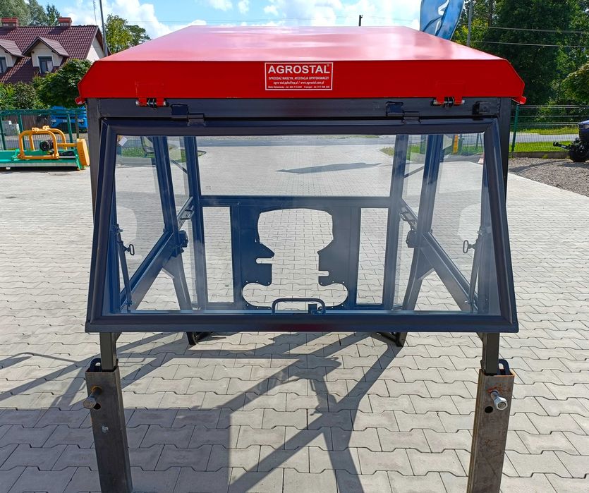 Kabina ciągnikowa do ursus c330 c360 mf t25 bez błotników AGROSTAL