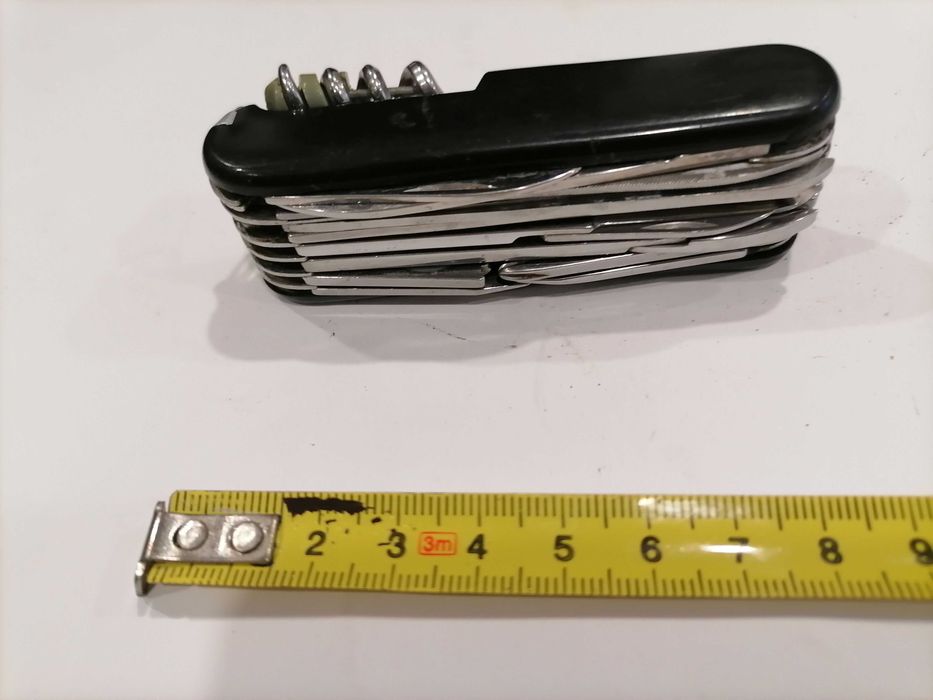 Canivete Multifunções c/ 2 Tesouras