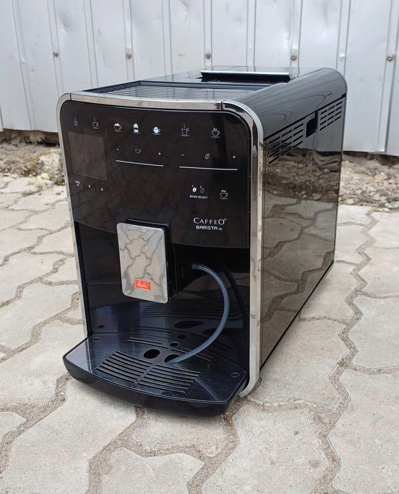 Кавомашина кавоварка Меліта Melitta CaffeO Barista T чорна гарний стан