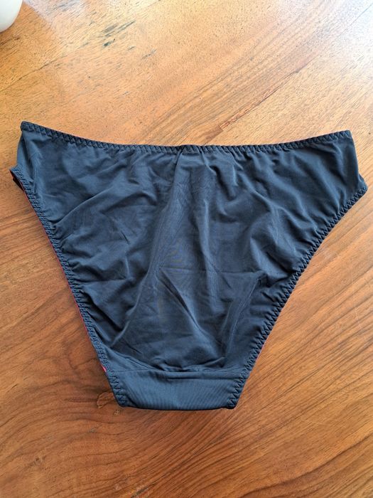 Evelace  czarne matki z czerwonym wykończeniem 42