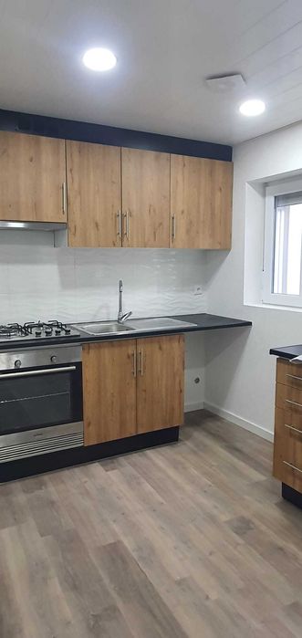 Arrendo apartamento T1 NOVO