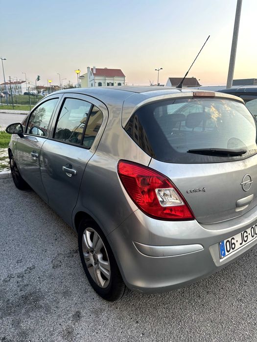 Opel Corsa 1.3 CDTi EcoFlex — Económico, Fiável e Pronto a Circular