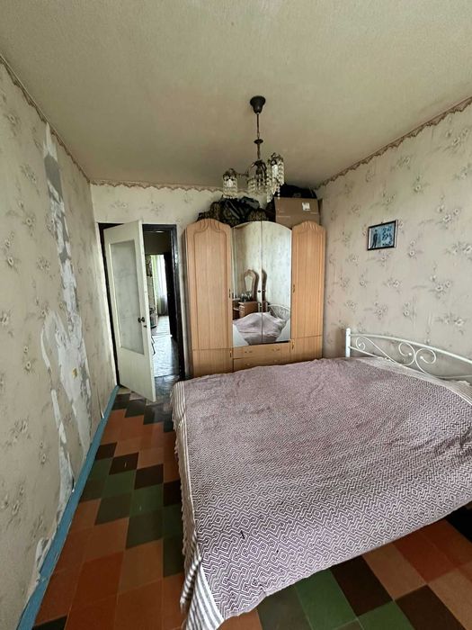 Продается 3-х комнатная квартира район Артема.