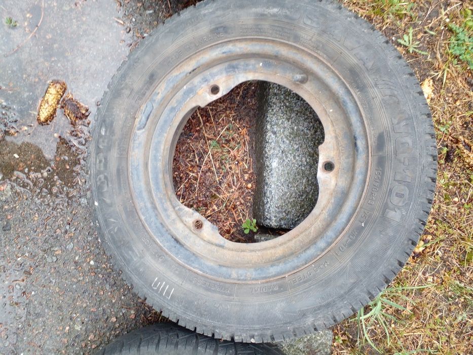 Продам.зимню.гуму.на.дисках.до.таврії