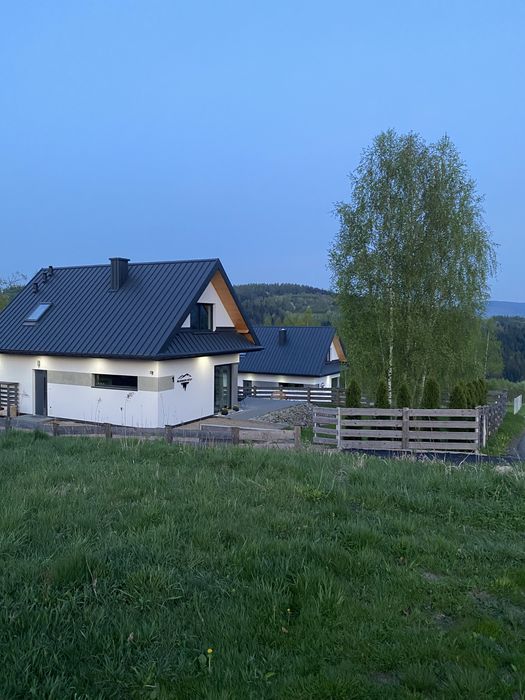 Beskidzki Reset 10 osobowy domek na wynajem z prywatną balią