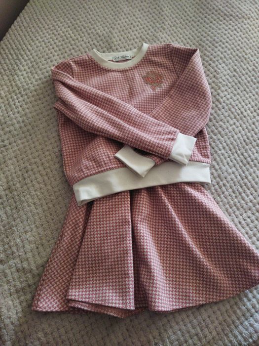 Костюм для дівчинки