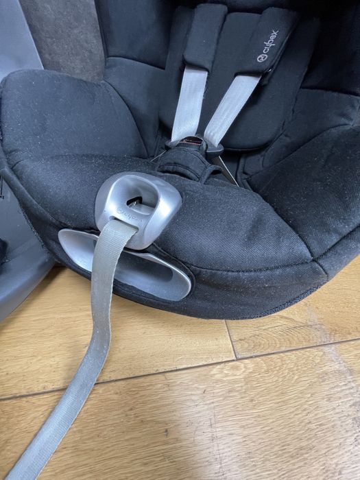 Fotelik Cybex Sirona Z z bazą obrotową