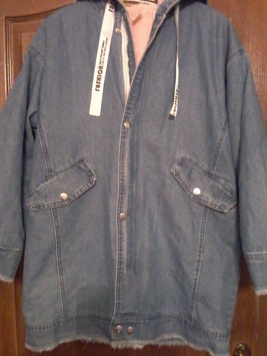 Молодёжная, джинсовая, утеплённая куртка 50р.