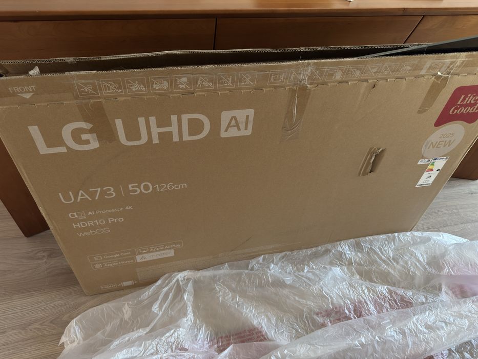 TV LG AI UA73 50” para peças