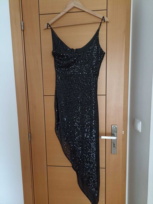 Vendo roupa a 3,5€ a peca