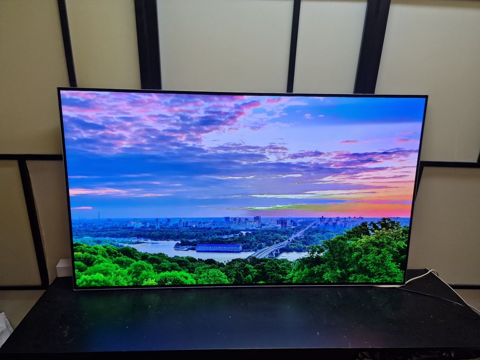 LG Oled 55cali 4K UHD DVB-T2 SMART telewizor  z wadą