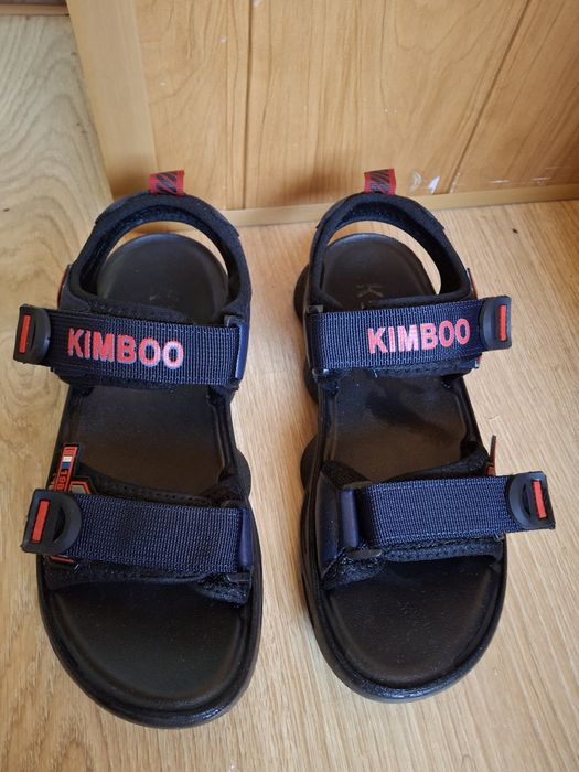 Продам сандали 38 размер