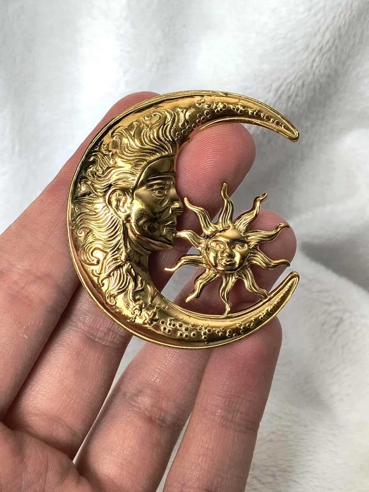 Broszka celestial Księżyc i Słońce Witchy Whimsical Whimsigoth