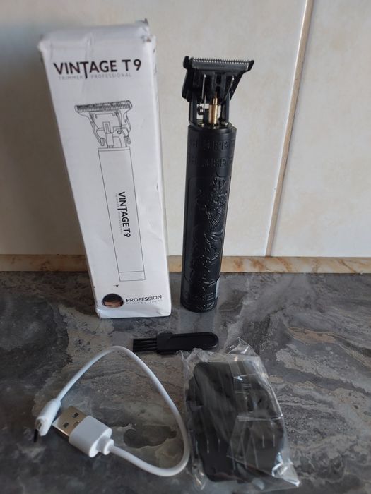 Mały trimmer do brody ta włosów