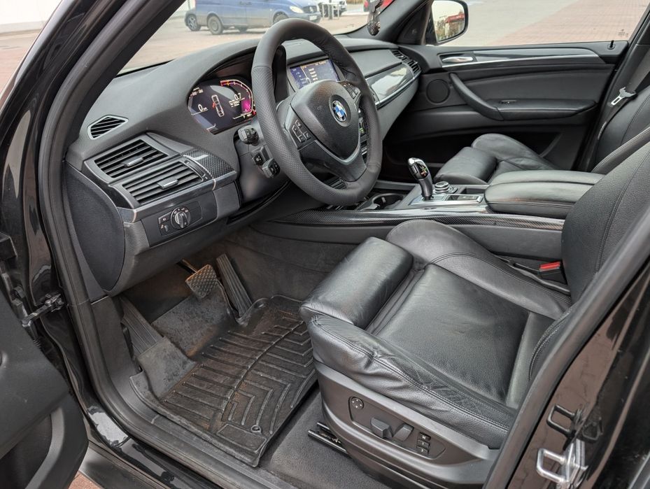 BMW X5 e70 4.8i 2010r. Wirtualne zegary 3 x kamera