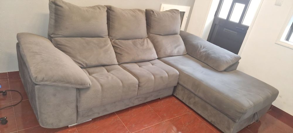 Sofá veludo cinzento c/chaise 2.60m