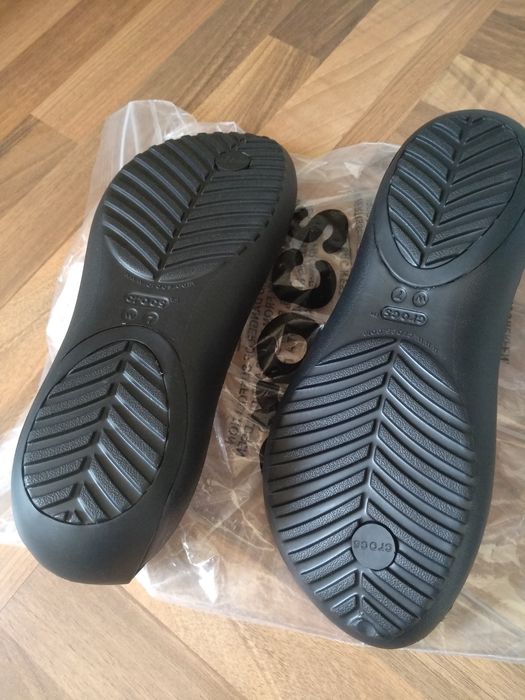 Crocs Serena Flip W7 37-38