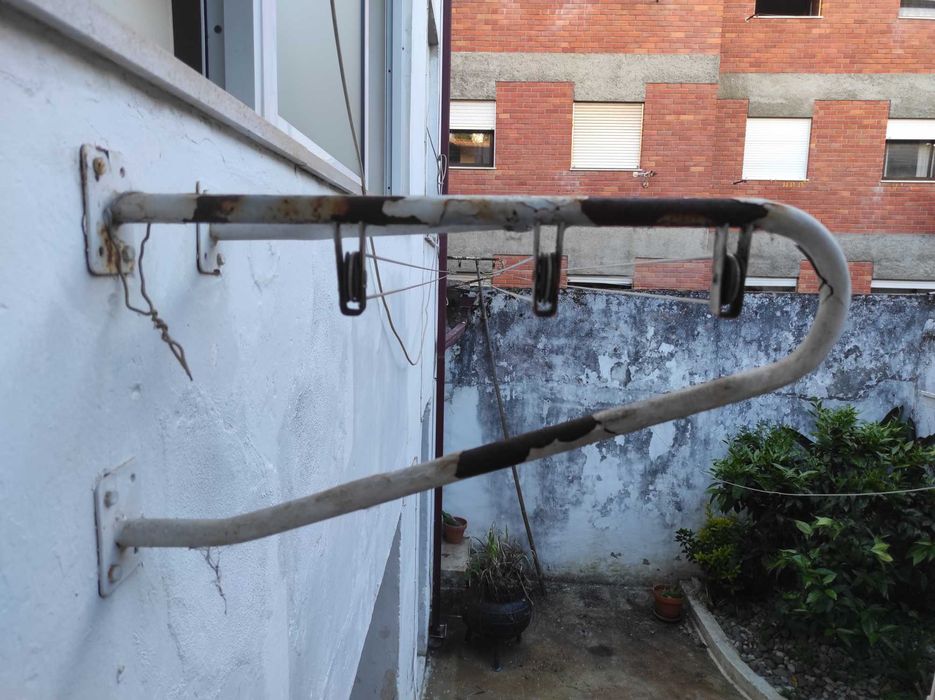 Estendal de Parede com Roldanas