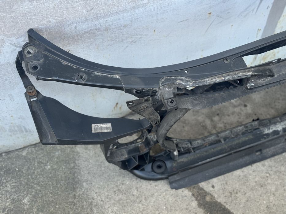 Телевізор Audi a4 b7 установочна панель ауді а4 б7 дизель бензин а4