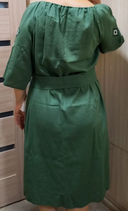 Вишиванка жіноча, сукня з льону