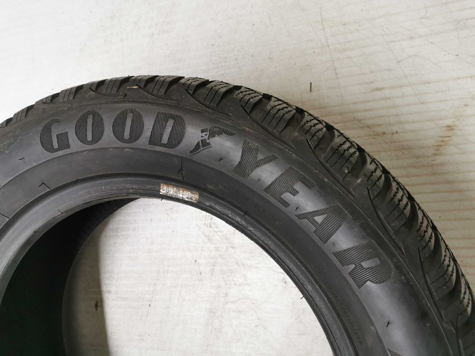 1x Goodyear Ultragrip 8 195/60r15 88H N1317