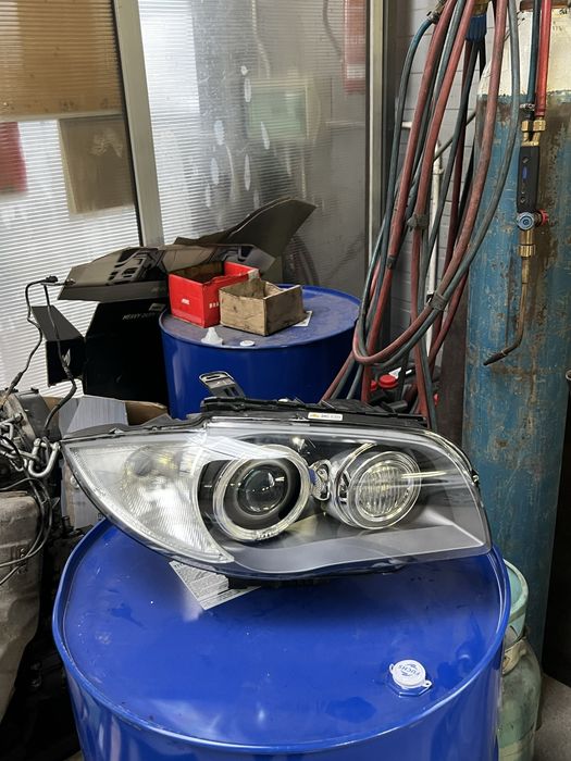 Lampa bmw seria 1 xenon prawa