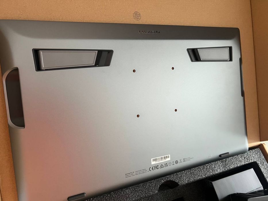 Huion Kamvas Pro 19 (4K Ultra HD) PenTech 4.0
