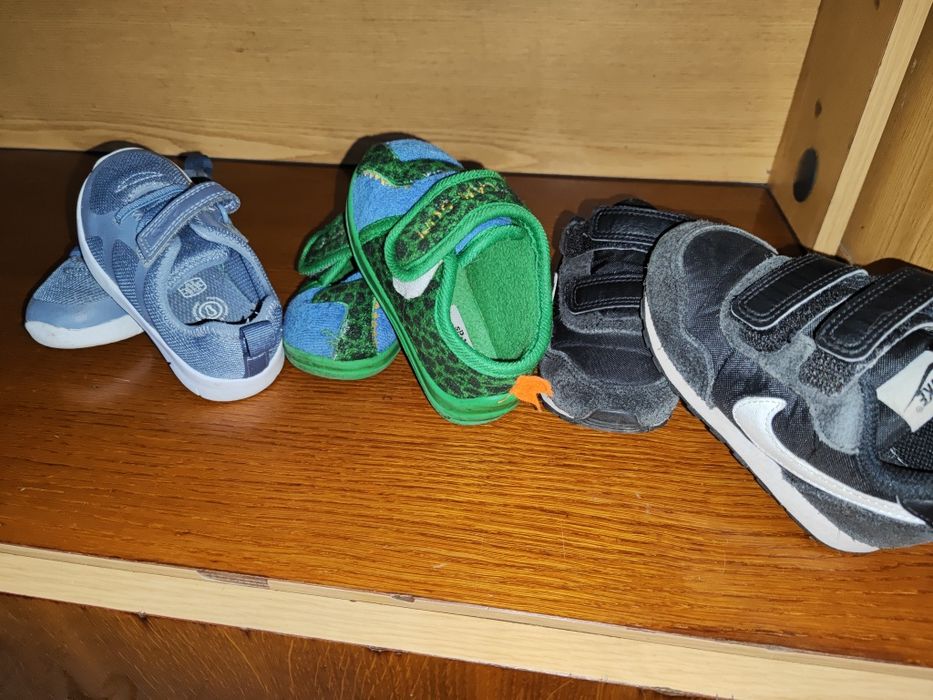 Дитяче взуття на хлопчика