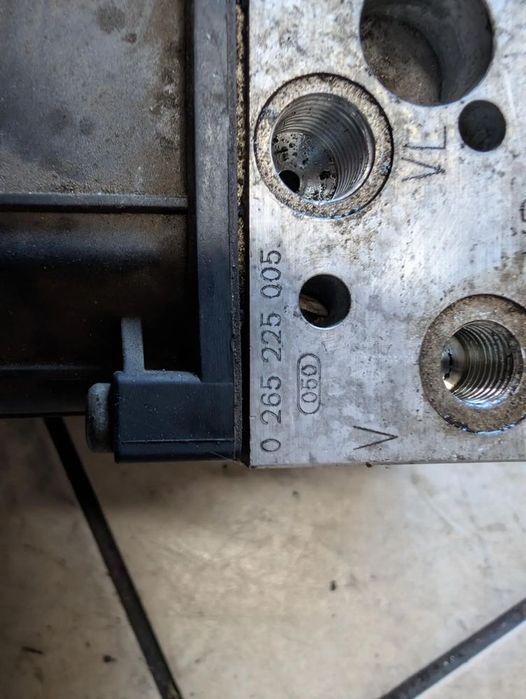 Pompa abs hamulcowa BMW E39