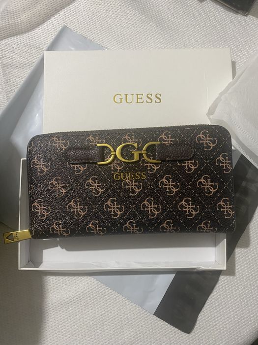 Carteira guess castanha