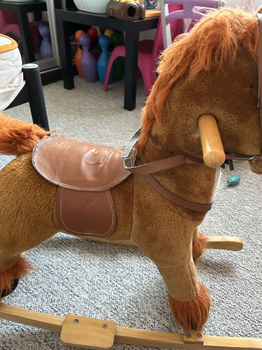 Гойдалка конячка