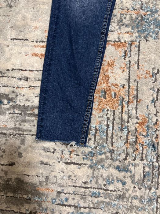 Джинси скіни reserved 42