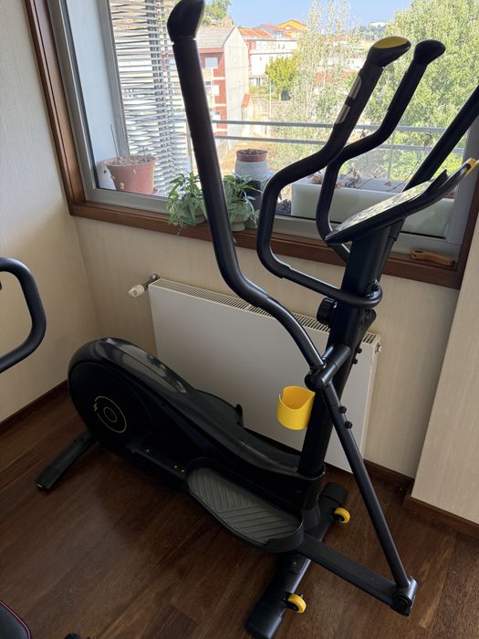 Estacao musculaçao Domyos 220€ + Eliptica Domyos 520 300€