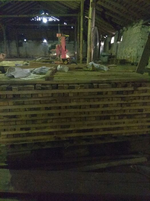 Фриза,дубова заготовка,тирса
