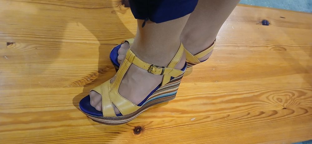 Buty sandałki koturny Tamaris skóra rozm. 38