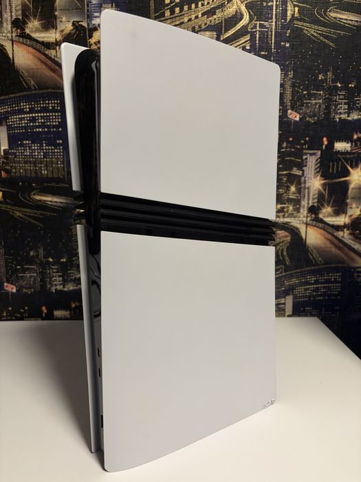 Продам PlayStation 5 pro