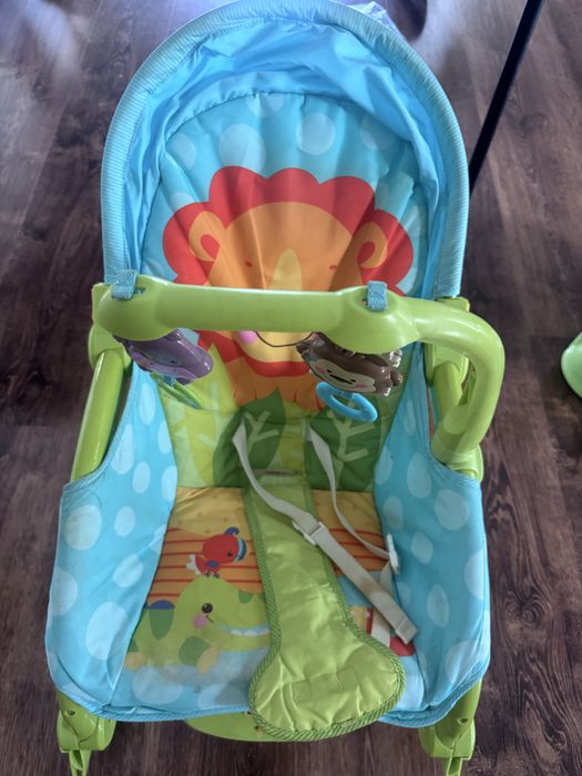 Lezaczek bujaczek Fisher Price