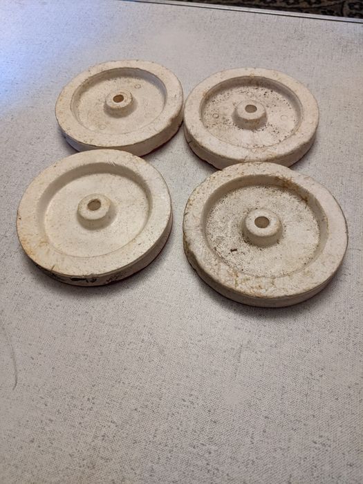 Рыбацкие снасти разные