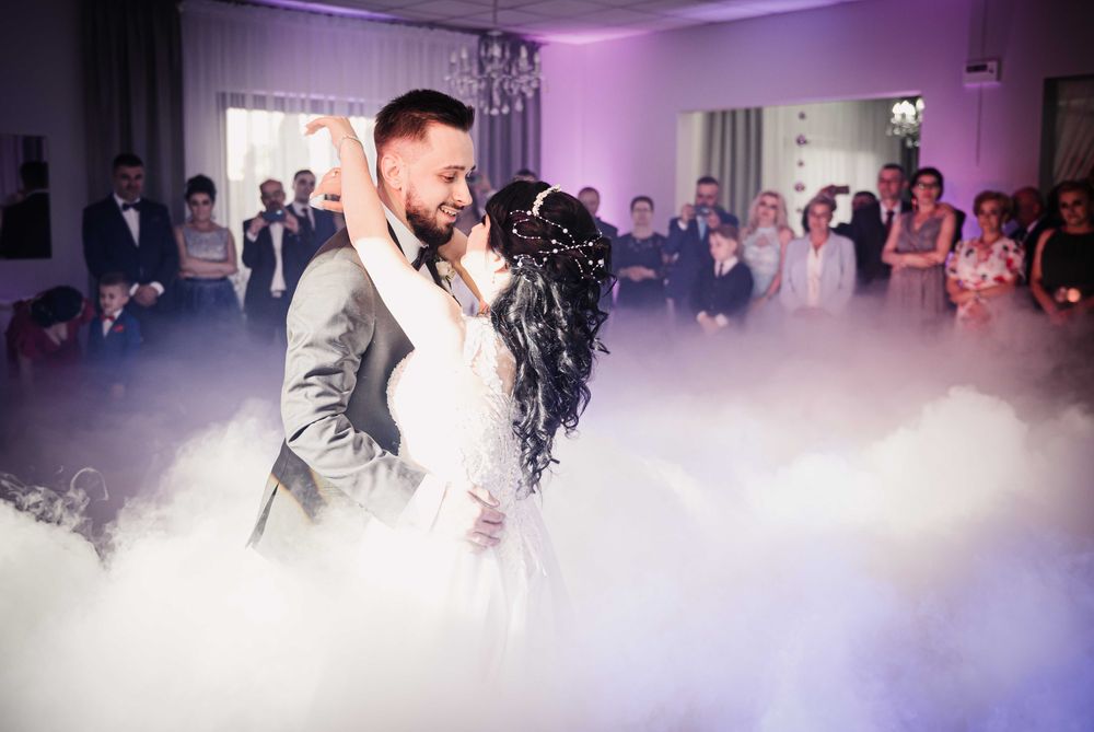 Dj Twenty One wodzirej na wesele, studniówkę, imprezę firmową,