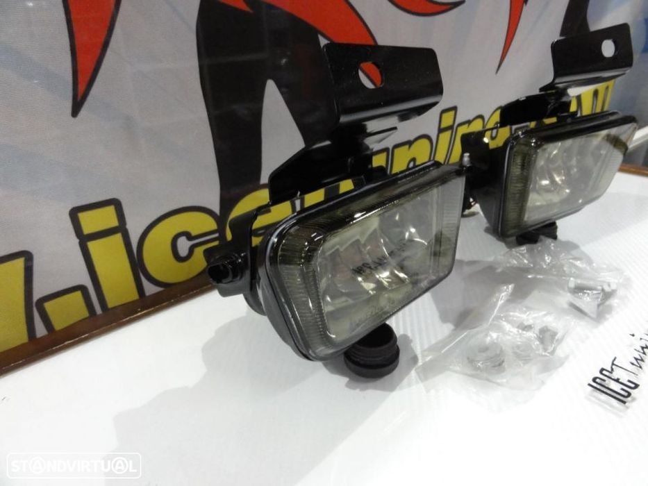 Farois de nevoeiro com luz branca 5000k para VW GOLF 2 1983-1931 fundo smoke