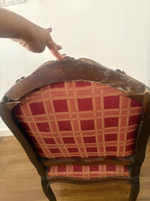 Cadeirão vintage  - estilo Luis XV - elegante e classico